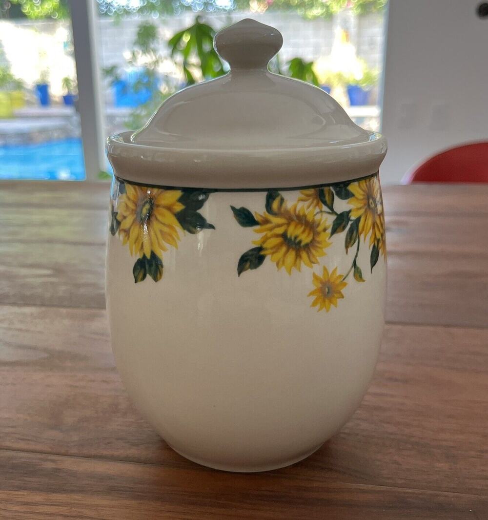 Vintage Thomson Pottery Sunflower Cookie Jar Canister and Lid 6 ⁷⁄₈"
